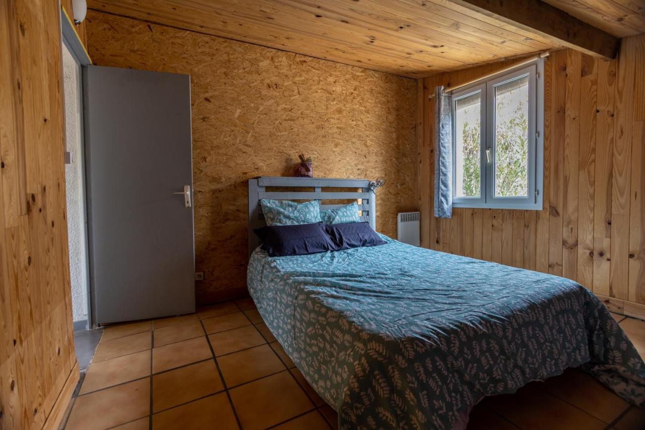 Domaine De Bois Joli Villa Бюи-ле-Барони Екстериор снимка