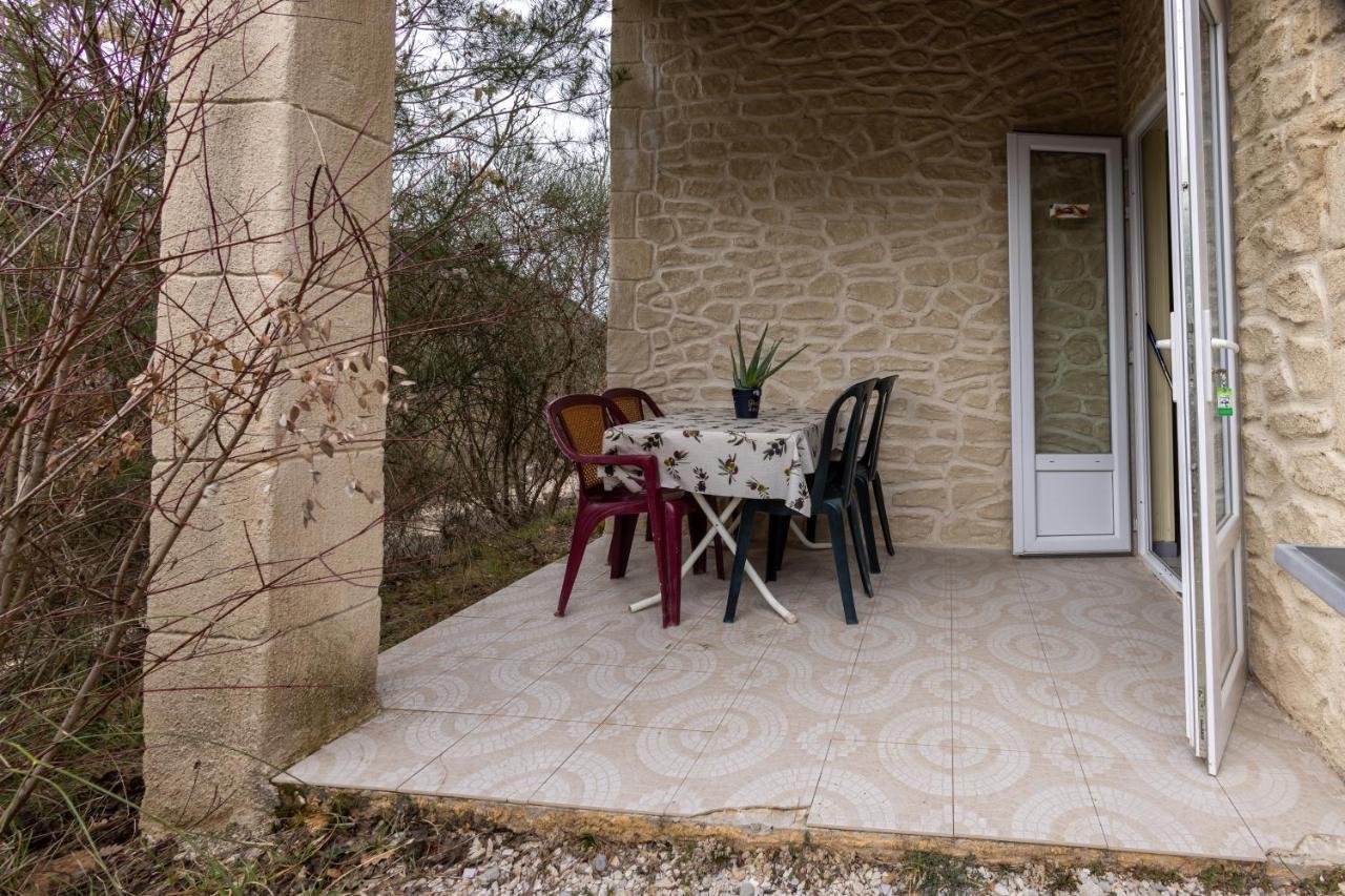 Domaine De Bois Joli Villa Бюи-ле-Барони Екстериор снимка