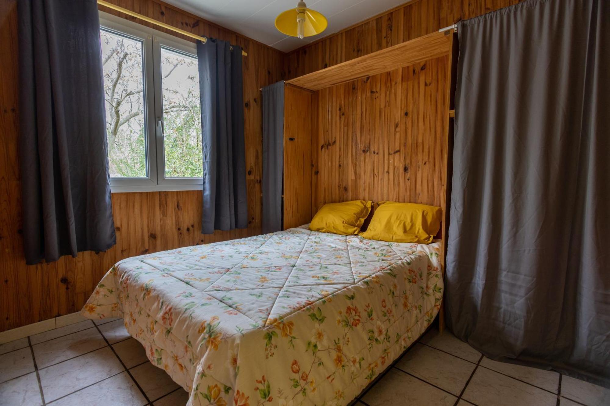 Domaine De Bois Joli Villa Бюи-ле-Барони Екстериор снимка